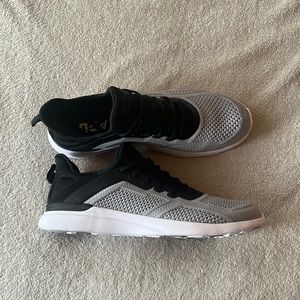 APL Techloom Tracer - Worn once